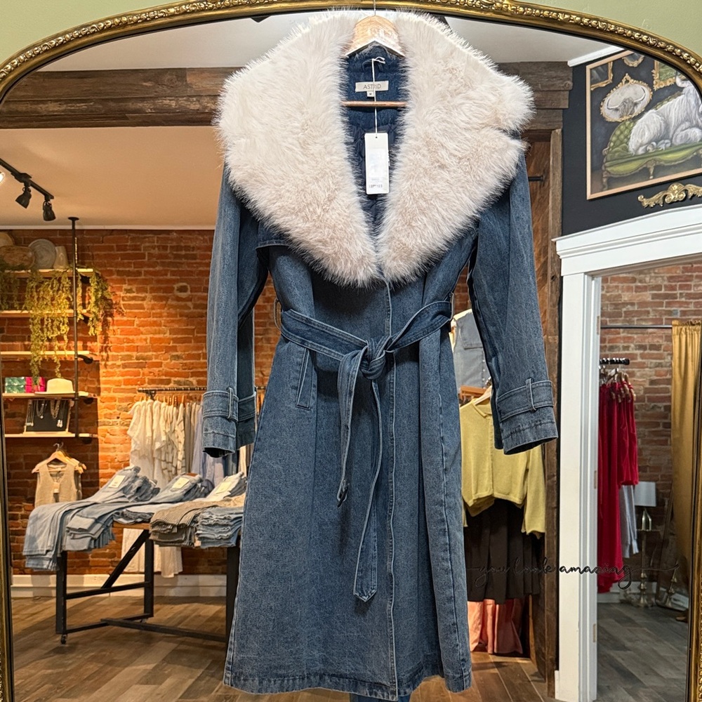 Astrid Denim Trench Coat with Plush Faux Fur Collar - Blue and Cream